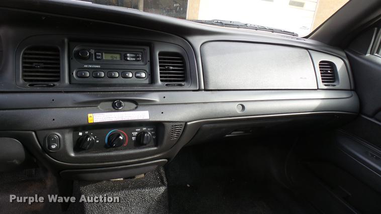 image for item CB9681 2010 Ford Crown Victoria Police Interceptor