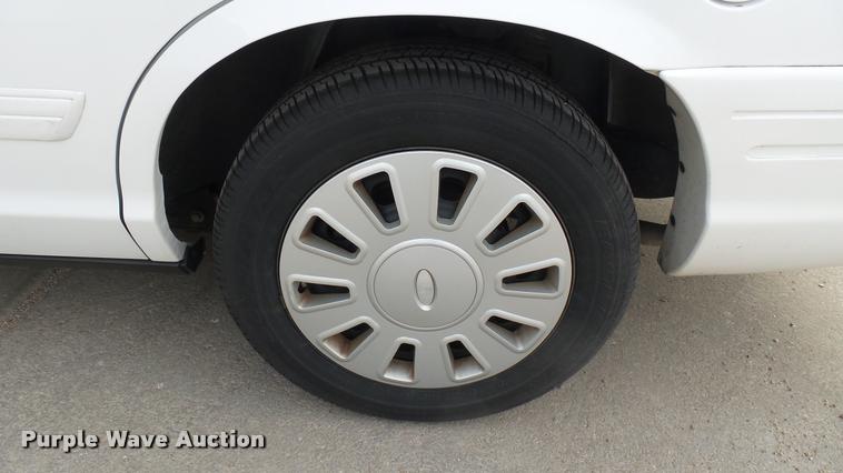 image for item CB9681 2010 Ford Crown Victoria Police Interceptor