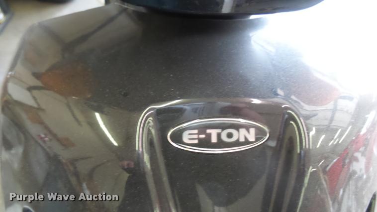 image for item CB9684 2005 Sanyco E-Ton moped
