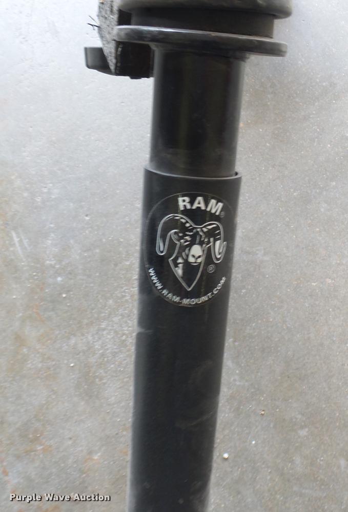 image for item CB9691 Police car accessories