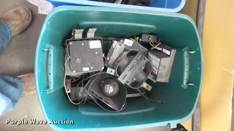 image for item CB9693 Police car accessories