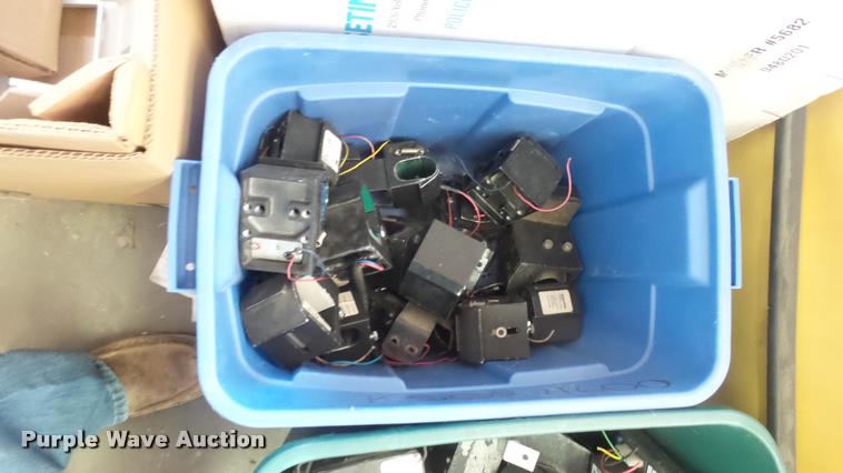 image for item CB9693 Police car accessories