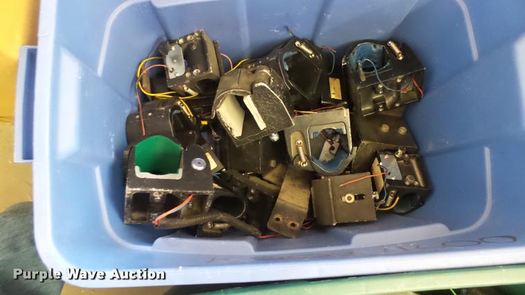 image for item CB9693 Police car accessories