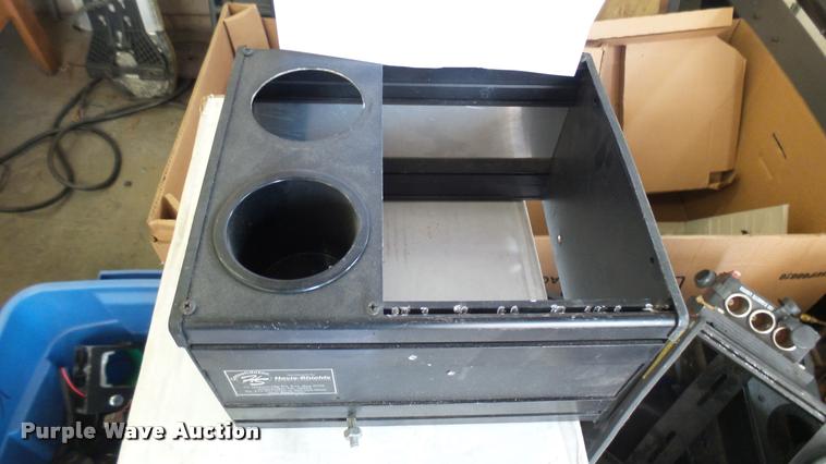 image for item CB9693 Police car accessories