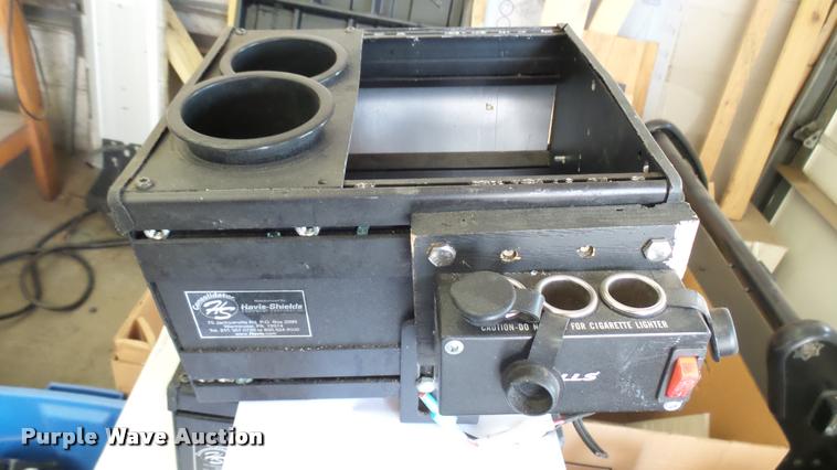 image for item CB9693 Police car accessories