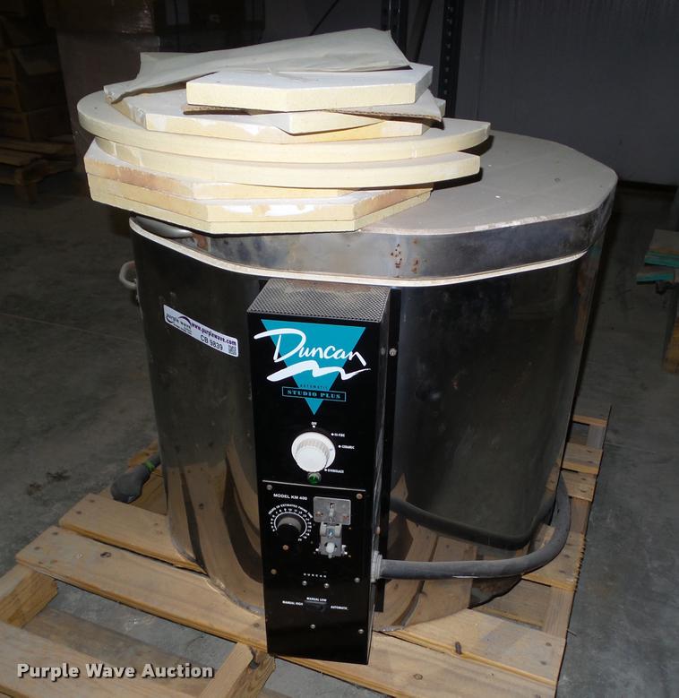 Duncan DA10202 kiln in Winterset, IA Item CB9839 sold Purple Wave