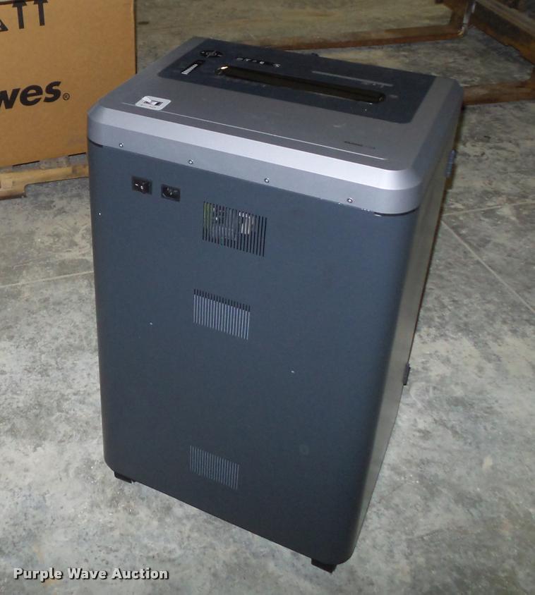 image for item CB9842 Fellowes C-325i paper shredder