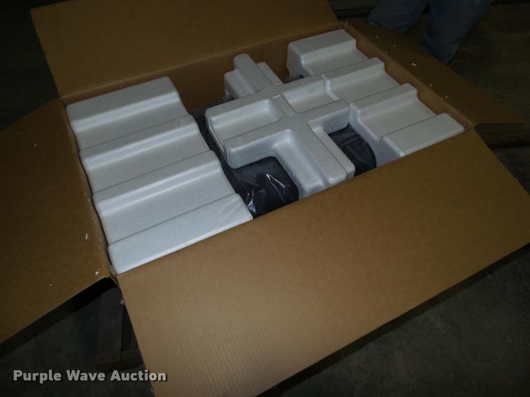 image for item CB9842 Fellowes C-325i paper shredder