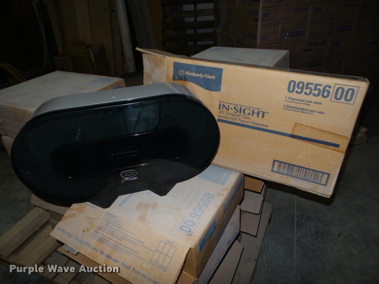 image for item CB9843 (19) toilet paper dispenser