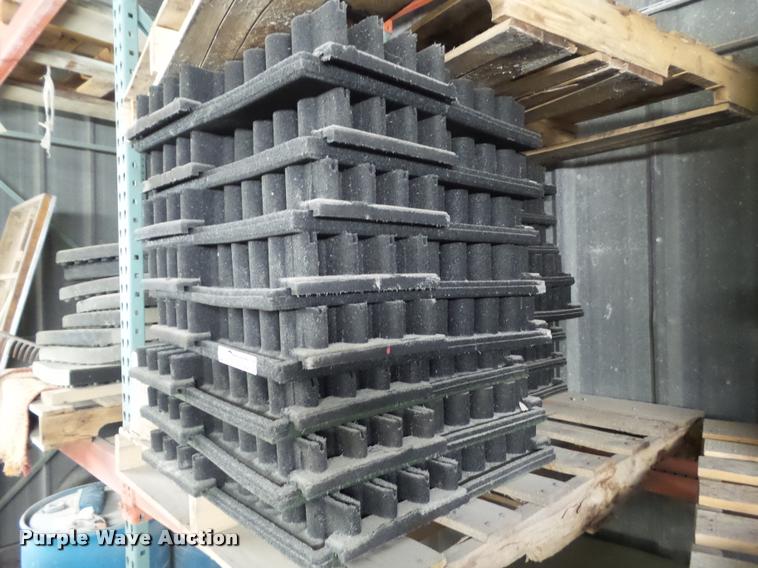 image for item CB9848 Approximately 50 playground rubber tiles