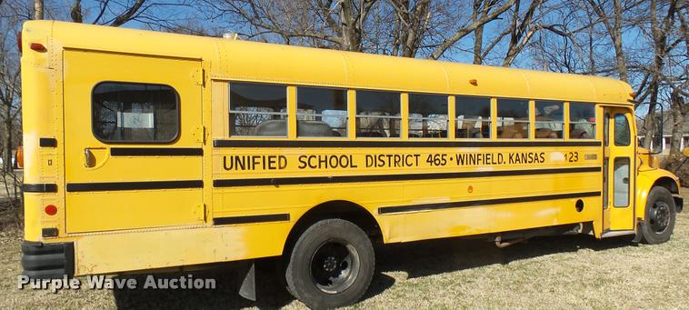 image for item DA0416 1992 International 3700 school bus