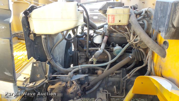 image for item DA0416 1992 International 3700 school bus