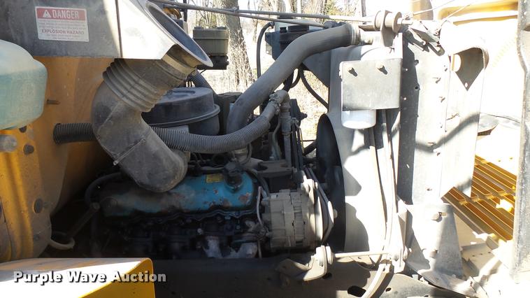 image for item DA0416 1992 International 3700 school bus