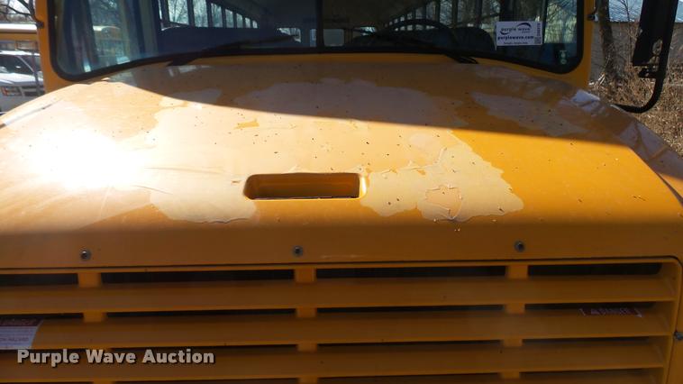 image for item DA0416 1992 International 3700 school bus