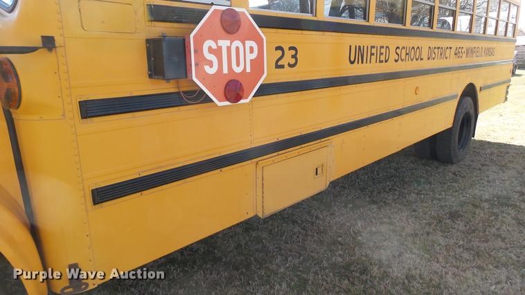 image for item DA0416 1992 International 3700 school bus