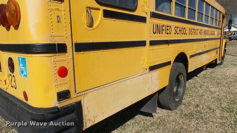 image for item DA0416 1992 International 3700 school bus