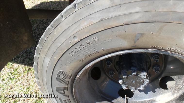 image for item DA0416 1992 International 3700 school bus