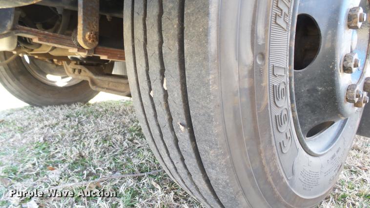 image for item DA0416 1992 International 3700 school bus