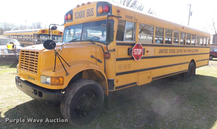 image for item DA0417 1992 International 3800 school bus