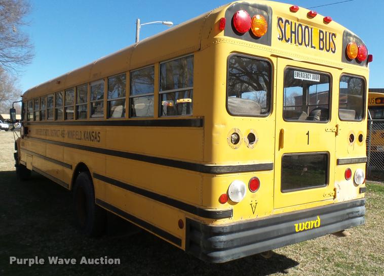 image for item DA0417 1992 International 3800 school bus