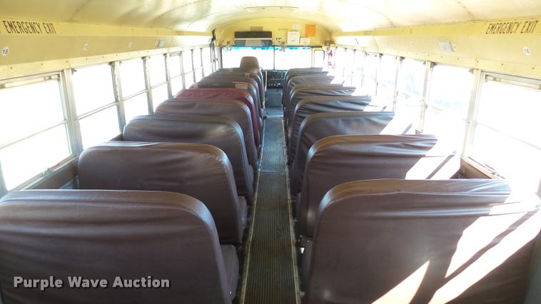 image for item DA0417 1992 International 3800 school bus