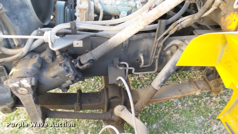 image for item DA0417 1992 International 3800 school bus