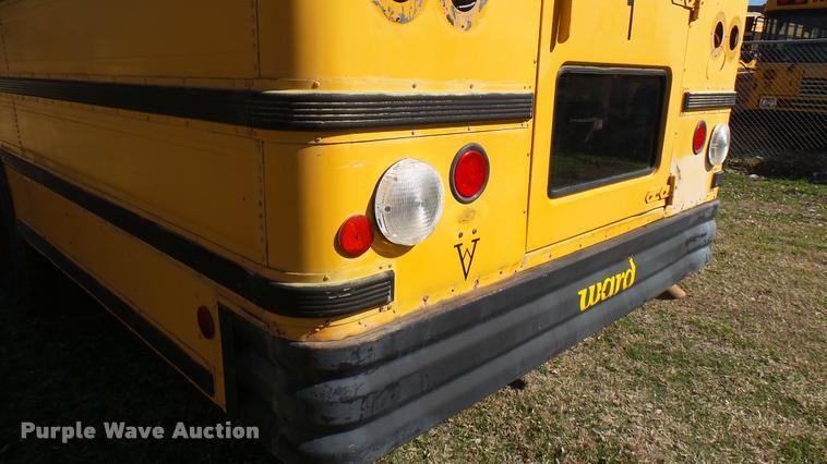 image for item DA0417 1992 International 3800 school bus