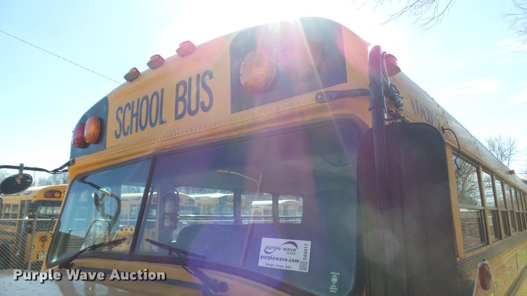 image for item DA0417 1992 International 3800 school bus