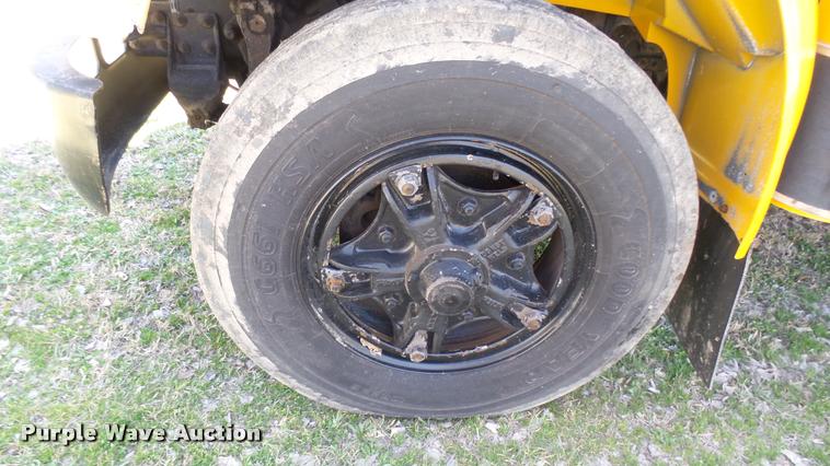 image for item DA0417 1992 International 3800 school bus