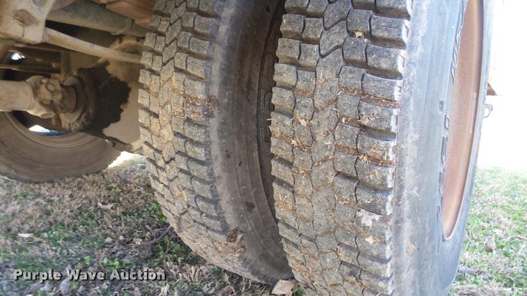 image for item DA0417 1992 International 3800 school bus