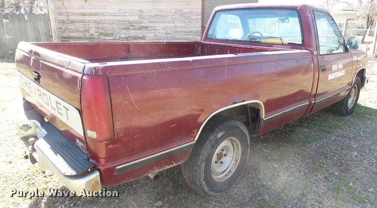 image for item DA0418 1989 Chevrolet 1500 pickup truck