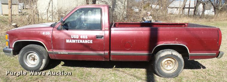 image for item DA0418 1989 Chevrolet 1500 pickup truck