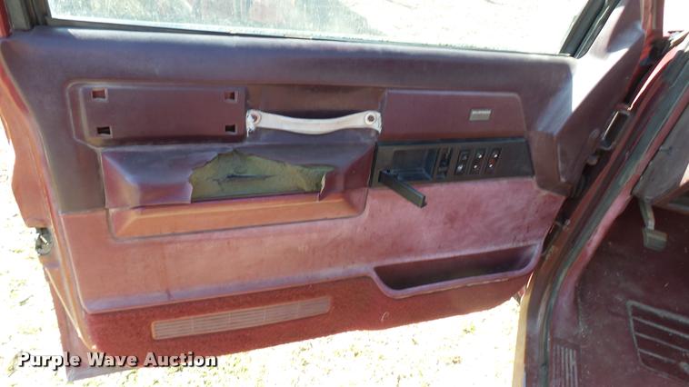 image for item DA0418 1989 Chevrolet 1500 pickup truck