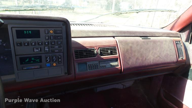 image for item DA0418 1989 Chevrolet 1500 pickup truck