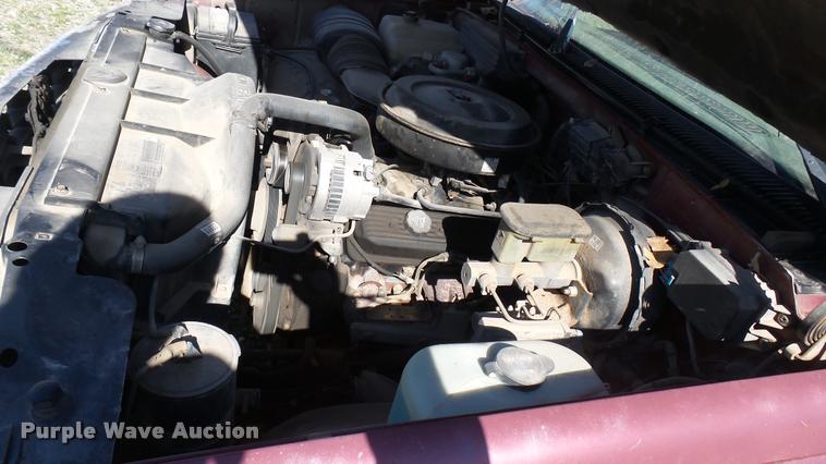 image for item DA0418 1989 Chevrolet 1500 pickup truck