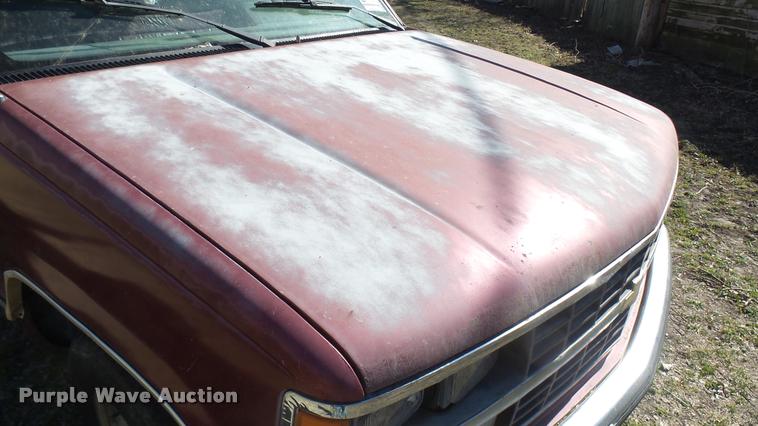 image for item DA0418 1989 Chevrolet 1500 pickup truck