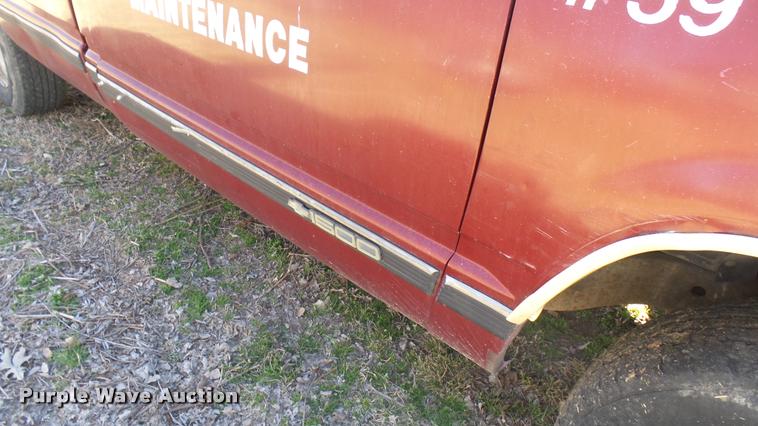 image for item DA0418 1989 Chevrolet 1500 pickup truck
