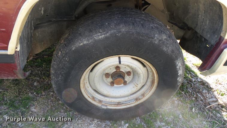 image for item DA0418 1989 Chevrolet 1500 pickup truck