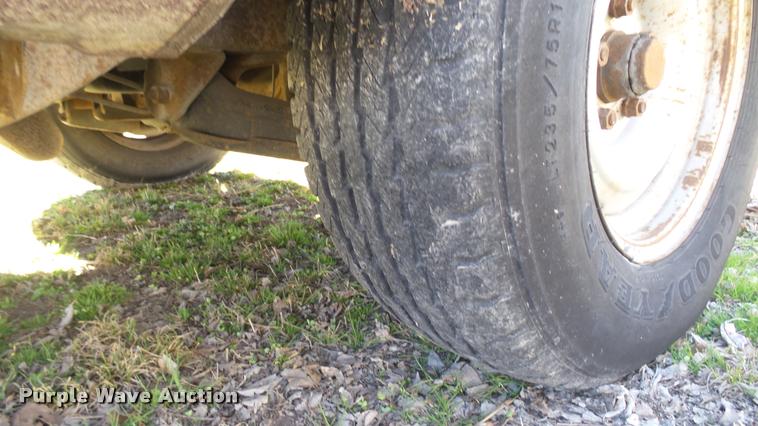 image for item DA0418 1989 Chevrolet 1500 pickup truck