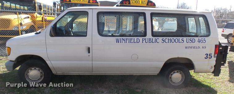 image for item DA0420 1998 Ford Club Wagon van