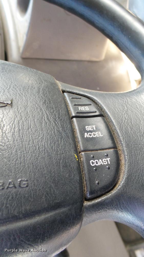 image for item DA0420 1998 Ford Club Wagon van