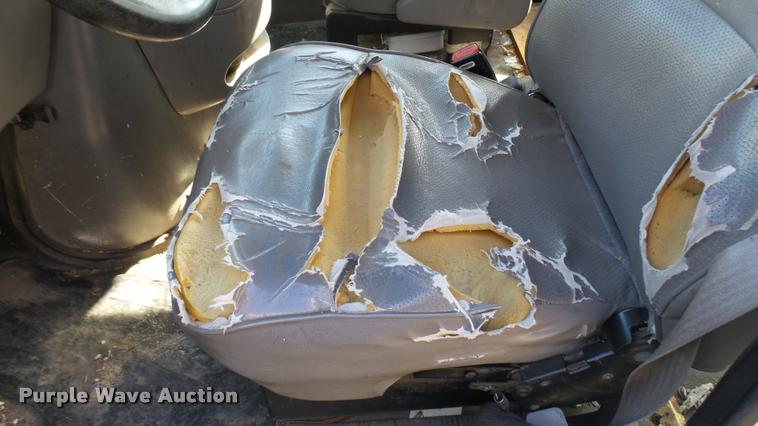 image for item DA0420 1998 Ford Club Wagon van