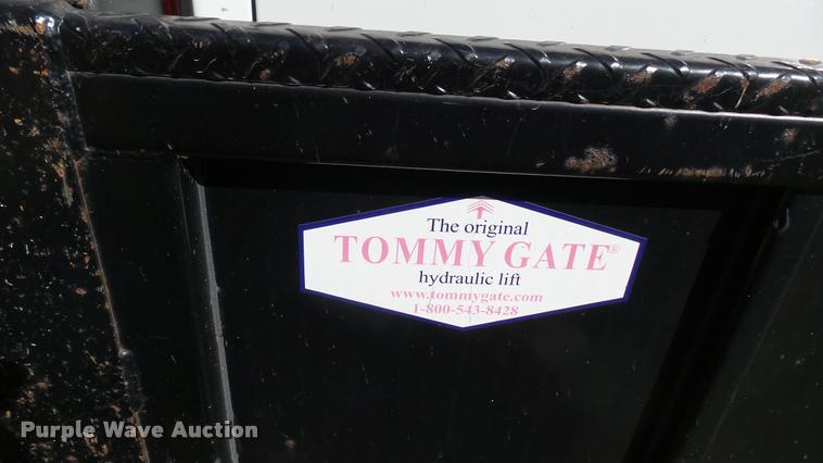 image for item DA0420 1998 Ford Club Wagon van