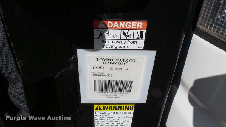 image for item DA0420 1998 Ford Club Wagon van