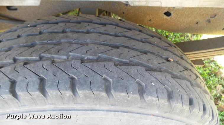 image for item DA0420 1998 Ford Club Wagon van