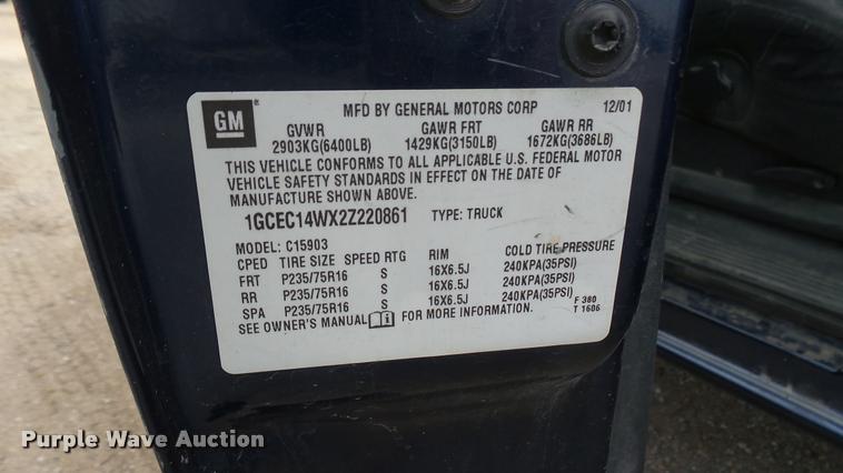 image for item DA0449 2002 Chevrolet Silverado 1500 pickup truck