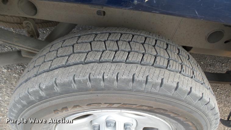 image for item DA0449 2002 Chevrolet Silverado 1500 pickup truck