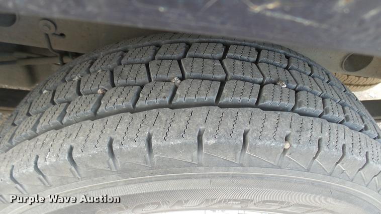 image for item DA0449 2002 Chevrolet Silverado 1500 pickup truck