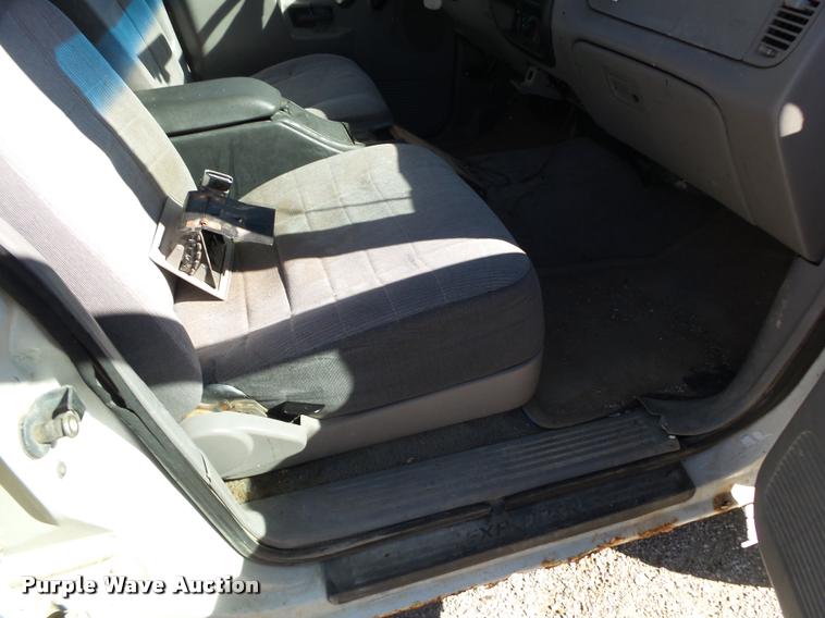 image for item DA2588 1995 Ford Explorer SUV