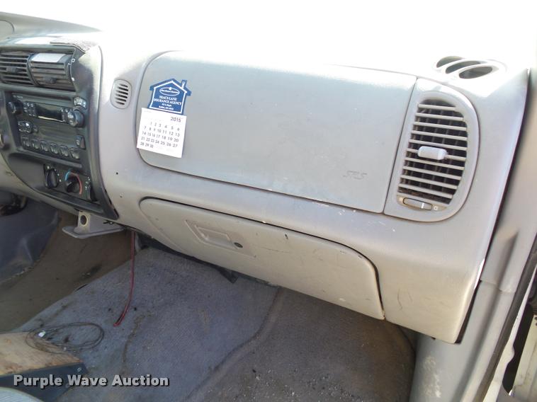 image for item DA2588 1995 Ford Explorer SUV